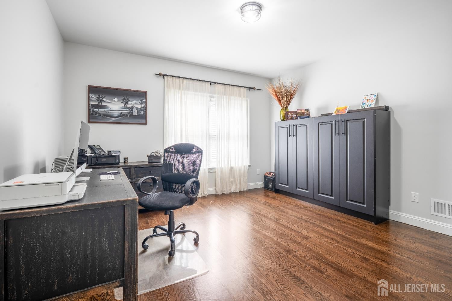 East Brunswick, New Jersey, 08816, United States, 5 Bedrooms Bedrooms, ,6 BathroomsBathrooms,Residential,Active,1946514