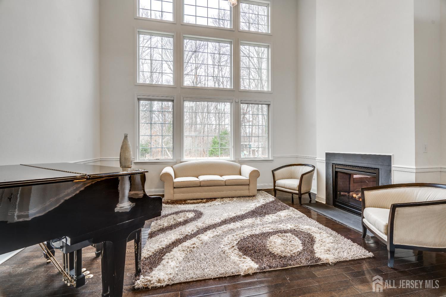 South Brunswick, New Jersey, 08816, United States, 5 Bedrooms Bedrooms, ,5 BathroomsBathrooms,Residential,Active,2009140