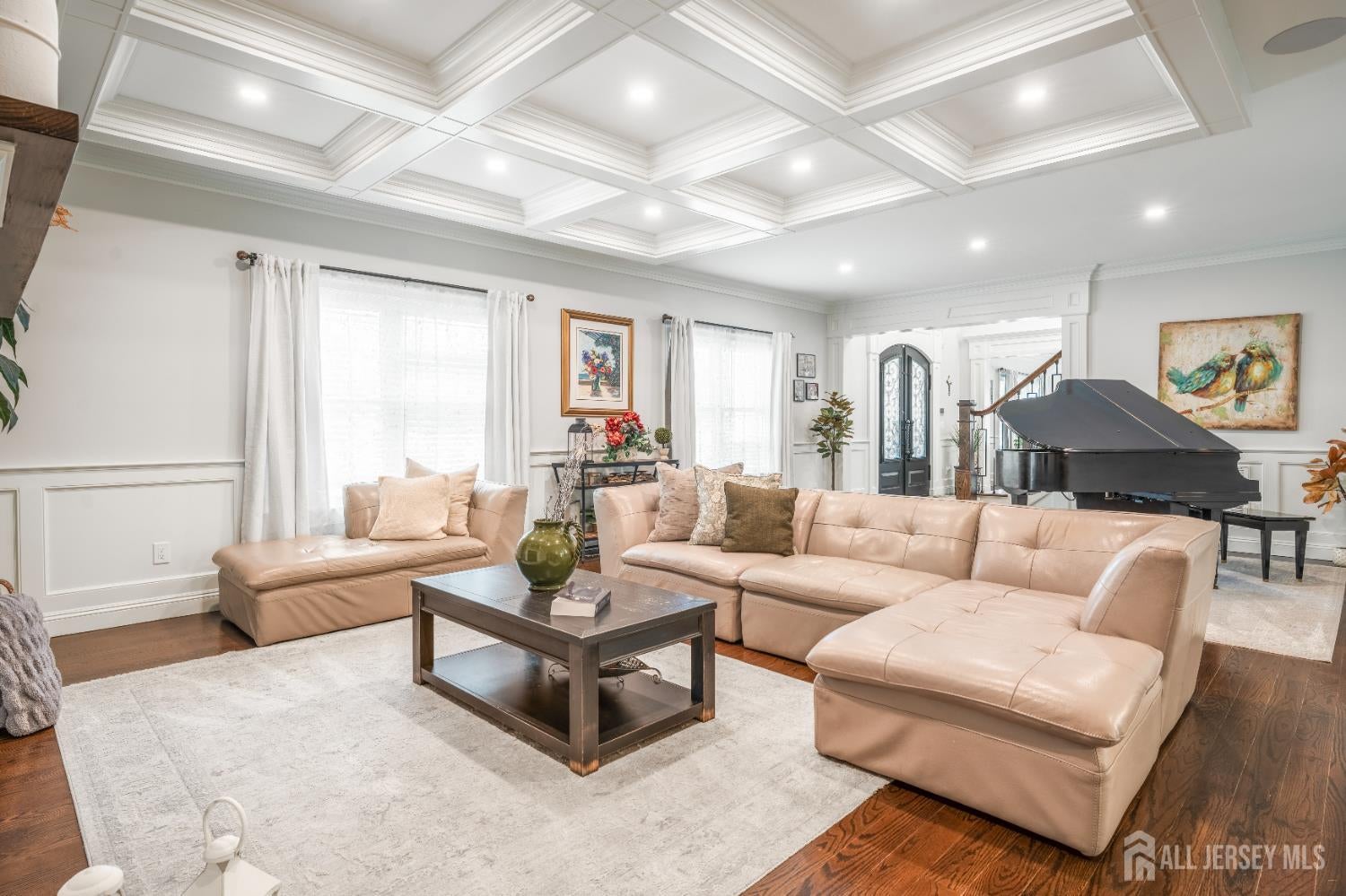 East Brunswick, New Jersey, 08816, United States, 5 Bedrooms Bedrooms, ,6 BathroomsBathrooms,Residential,Active,1946514