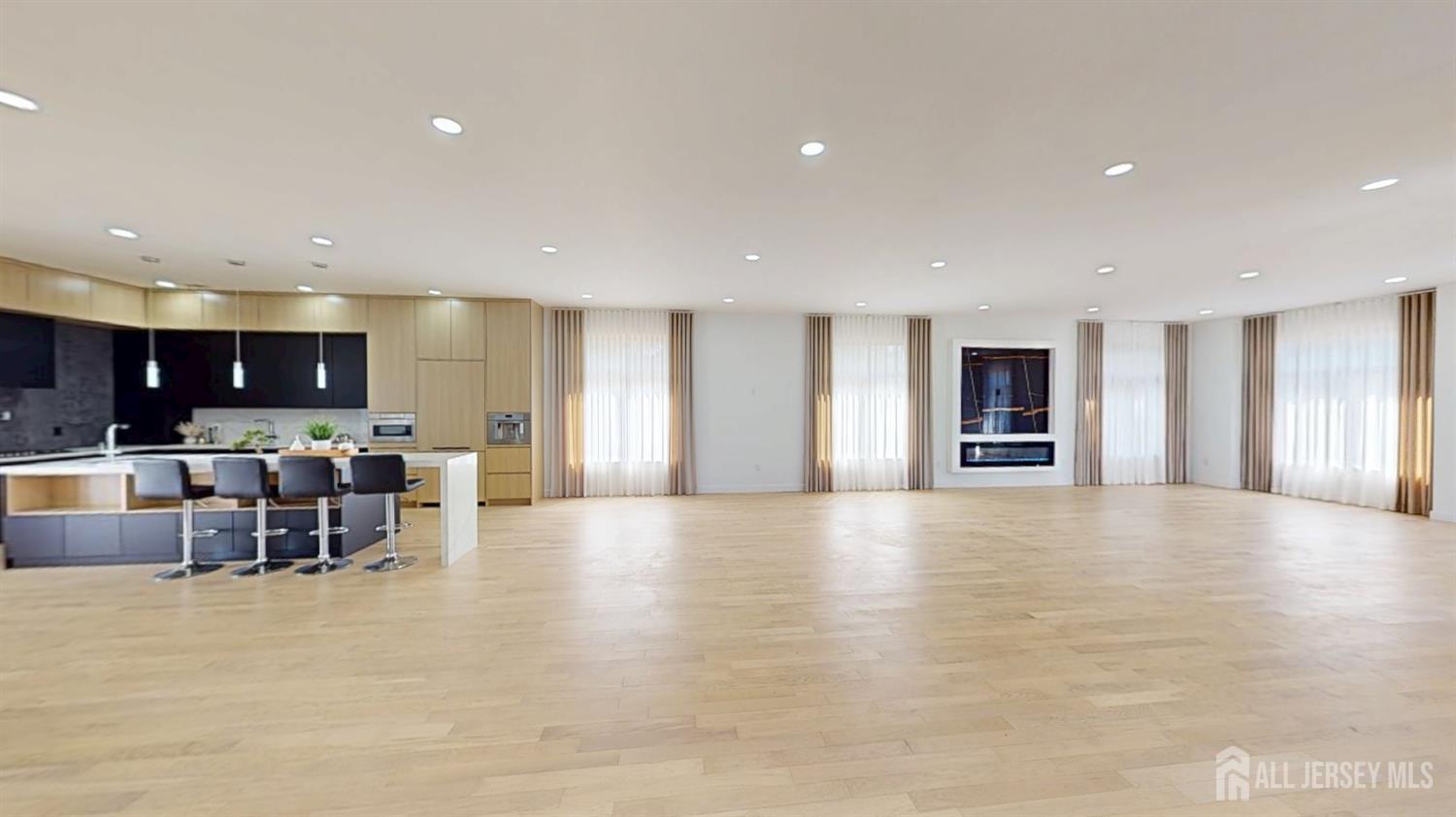 Marlboro, New Jersey, 07746, United States, 5 Bedrooms Bedrooms, ,5 BathroomsBathrooms,Residential,Active,2001343