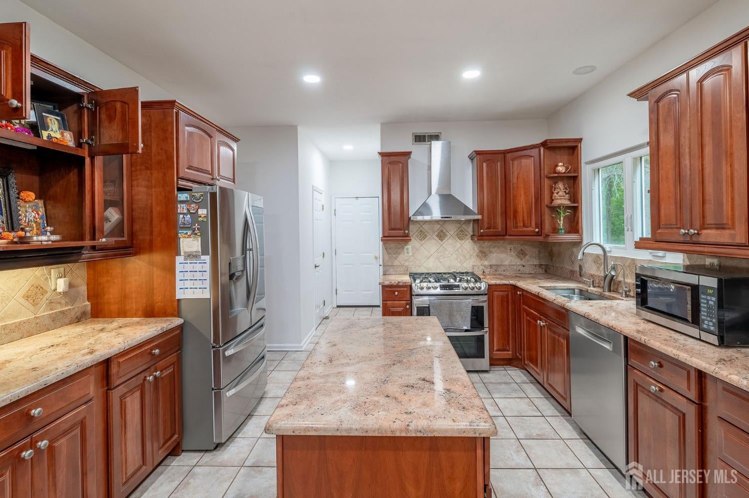 Franklin, New Jersey, 08540, United States, 4 Bedrooms Bedrooms, ,3 BathroomsBathrooms,Residential,Active,1952607