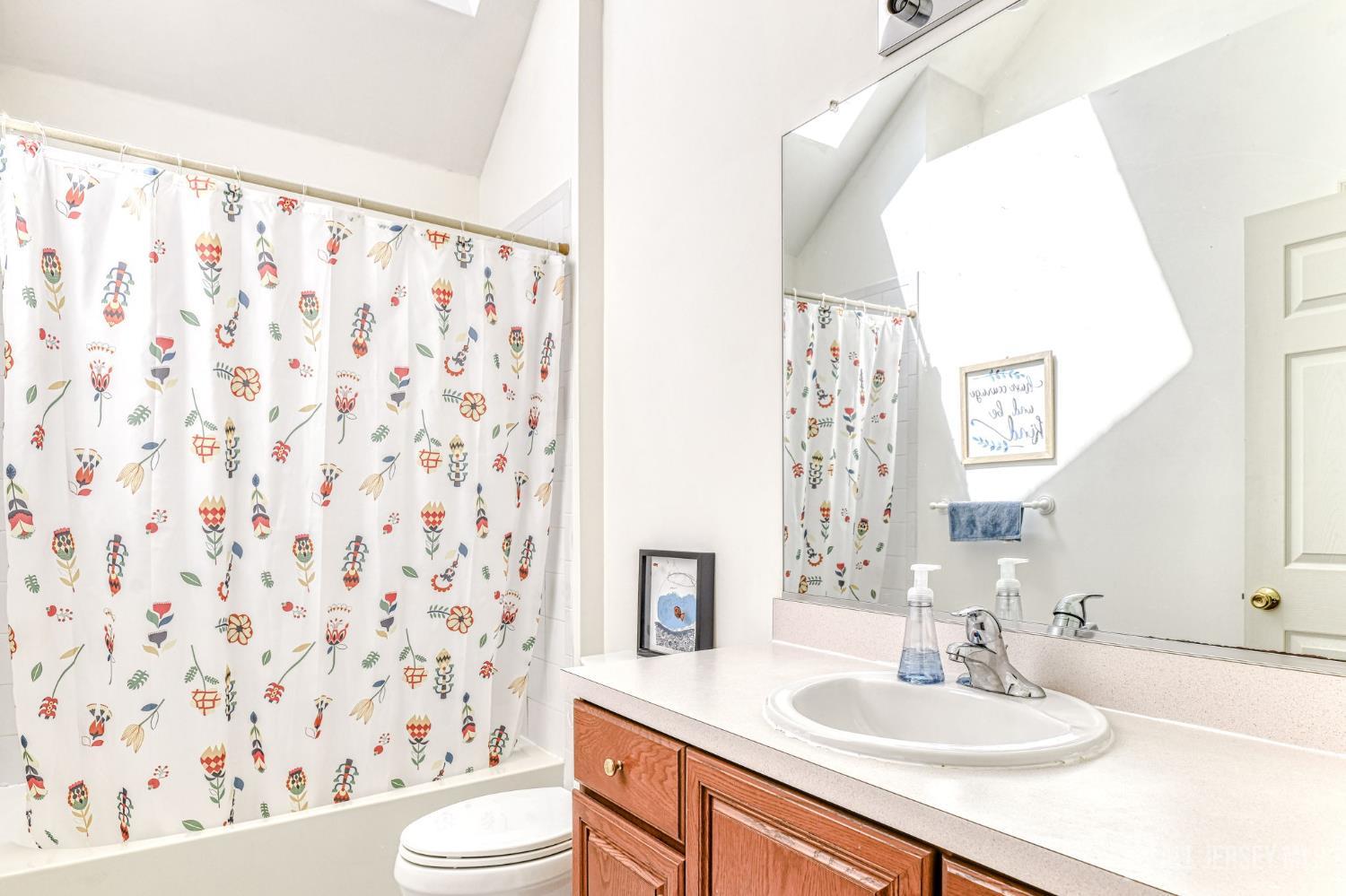East Brunswick, New Jersey, 08816, United States, 4 Bedrooms Bedrooms, ,3 BathroomsBathrooms,Residential,Active,1877769