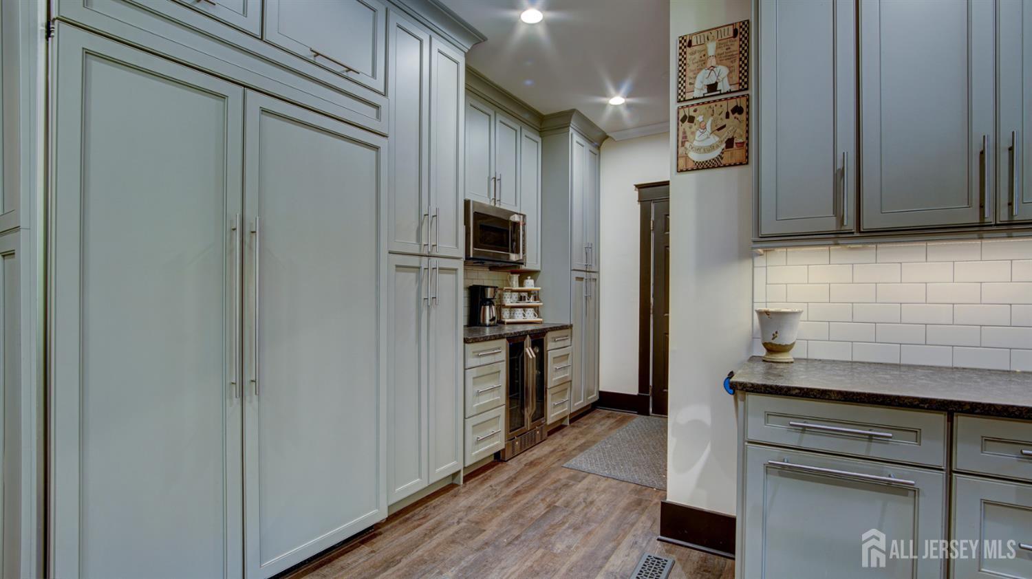 South Brunswick, New Jersey, 08512, United States, 4 Bedrooms Bedrooms, ,4 BathroomsBathrooms,Residential,Active,1929449