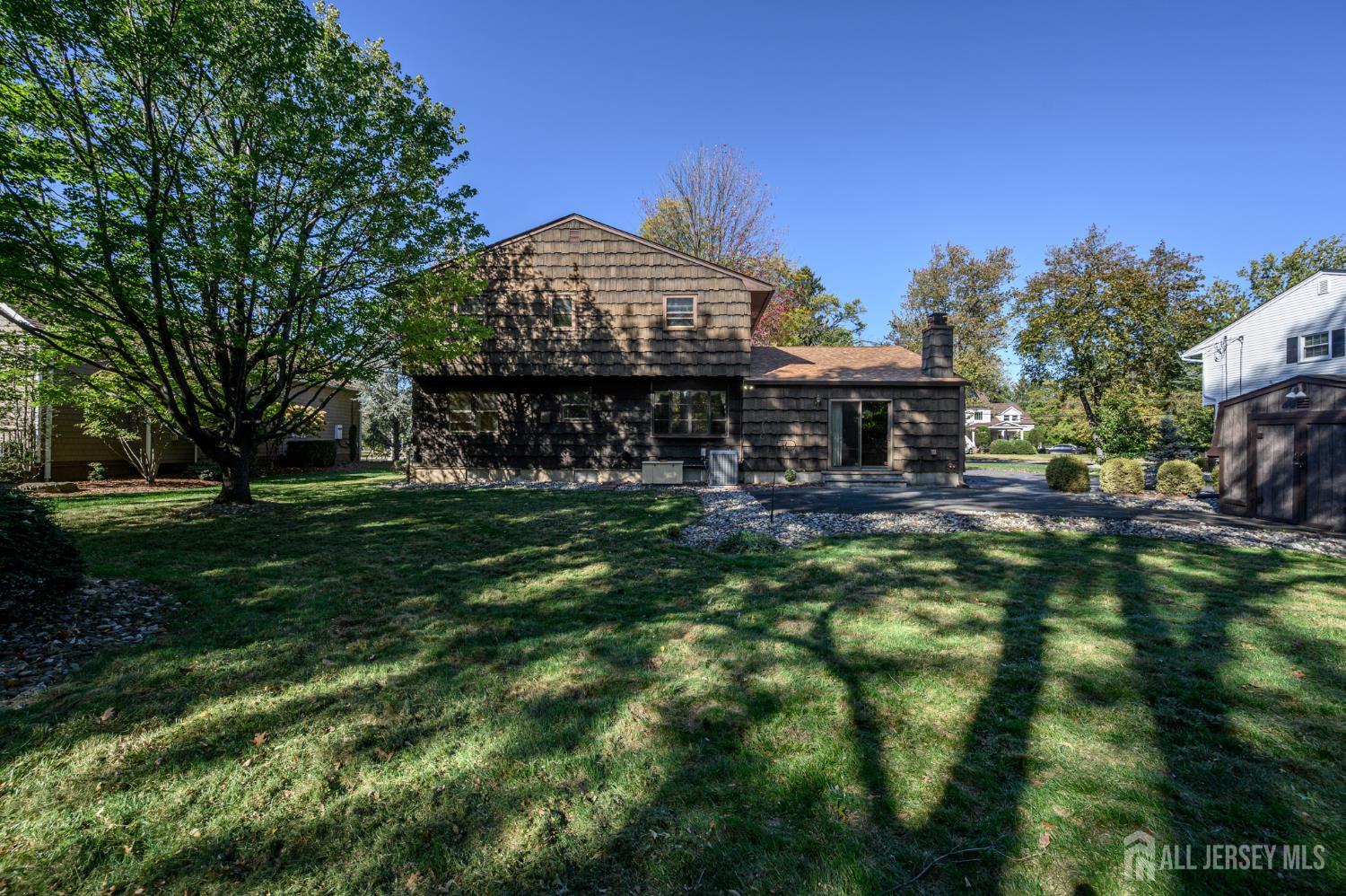 Edison, New Jersey, 08820, United States, 4 Bedrooms Bedrooms, ,3 BathroomsBathrooms,Residential,Active,1969637