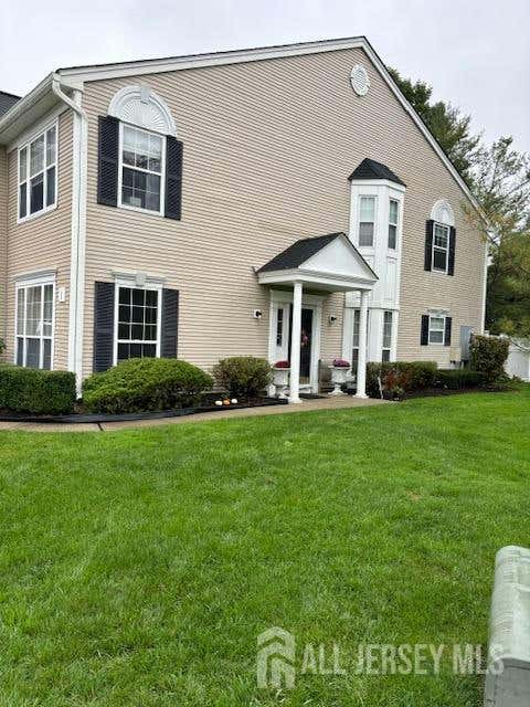 1 WENTWORTH DR, MANALAPAN, NJ 07726, photo 1 of 39