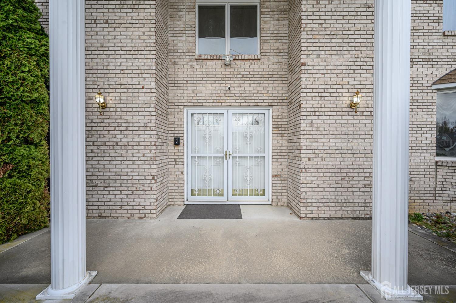 South Brunswick, New Jersey, 08852, United States, 5 Bedrooms Bedrooms, ,6 BathroomsBathrooms,Residential,Active,1987203