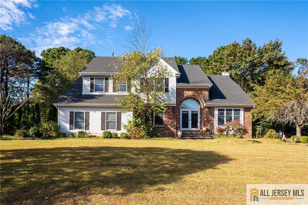 11 HAMPTON Rd  