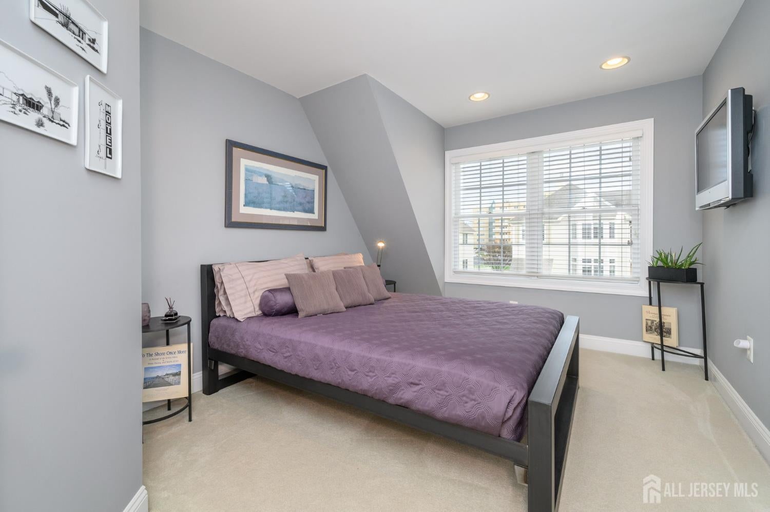 Long Branch, New Jersey, 07740, United States, 3 Bedrooms Bedrooms, ,3 BathroomsBathrooms,Residential,Active,1992269