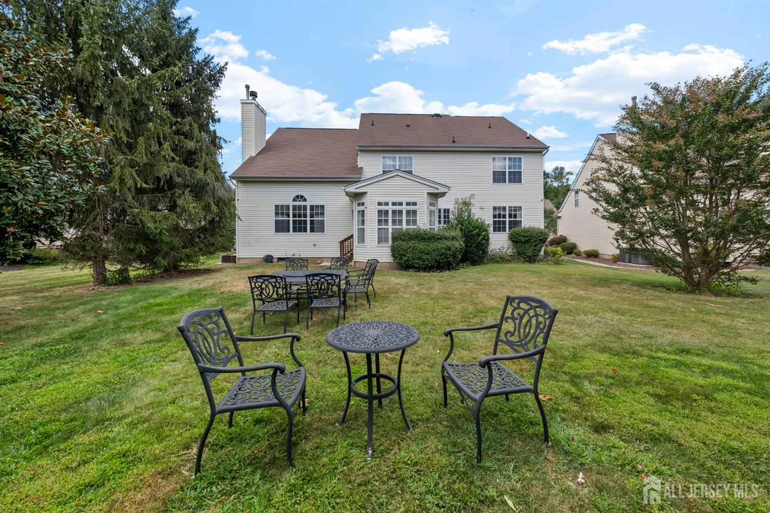 Franklin Twsp, New Jersey, 08540, United States, 4 Bedrooms Bedrooms, ,4 BathroomsBathrooms,Residential,Active,1933722