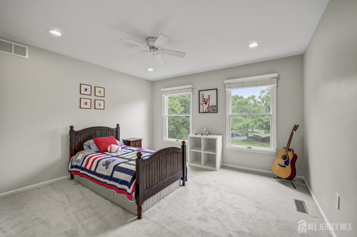 Plainsboro, New Jersey, 08536, United States, 5 Bedrooms Bedrooms, ,3 BathroomsBathrooms,Residential,Contingent,1993625