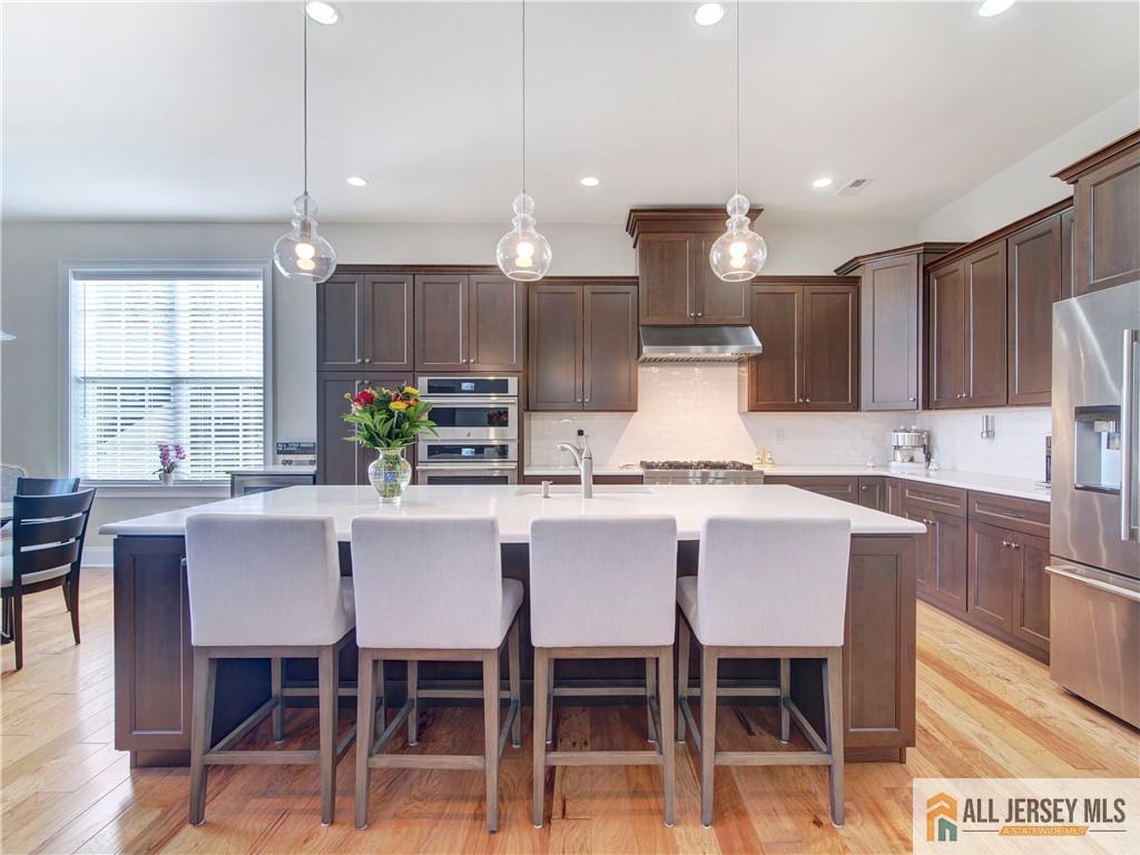 New Jersey, 07712, United States, 4 Bedrooms Bedrooms, ,4 BathroomsBathrooms,Residential,Active,1953685