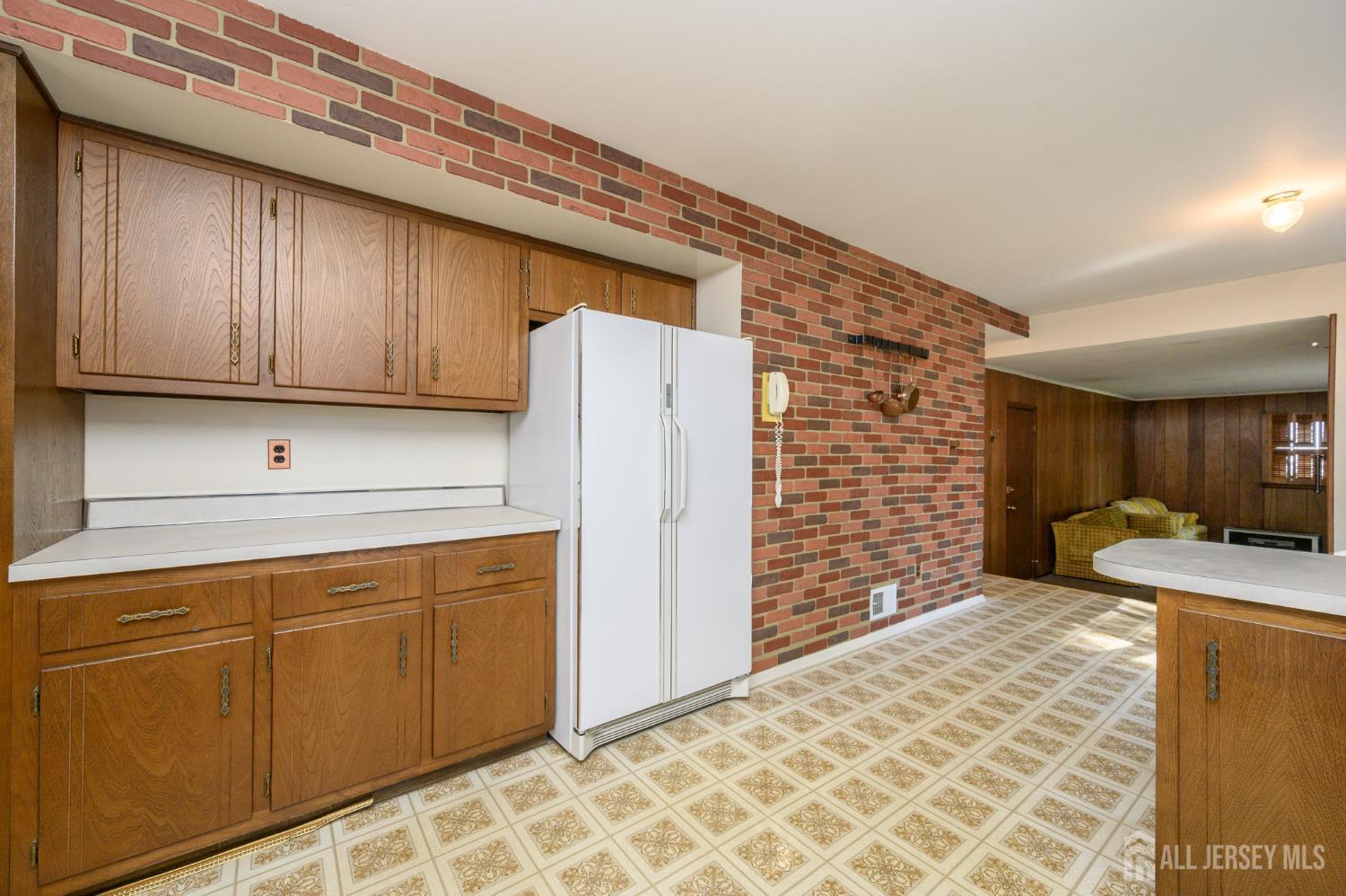 Edison, New Jersey, 08820, United States, 4 Bedrooms Bedrooms, ,3 BathroomsBathrooms,Residential,Active,1969637