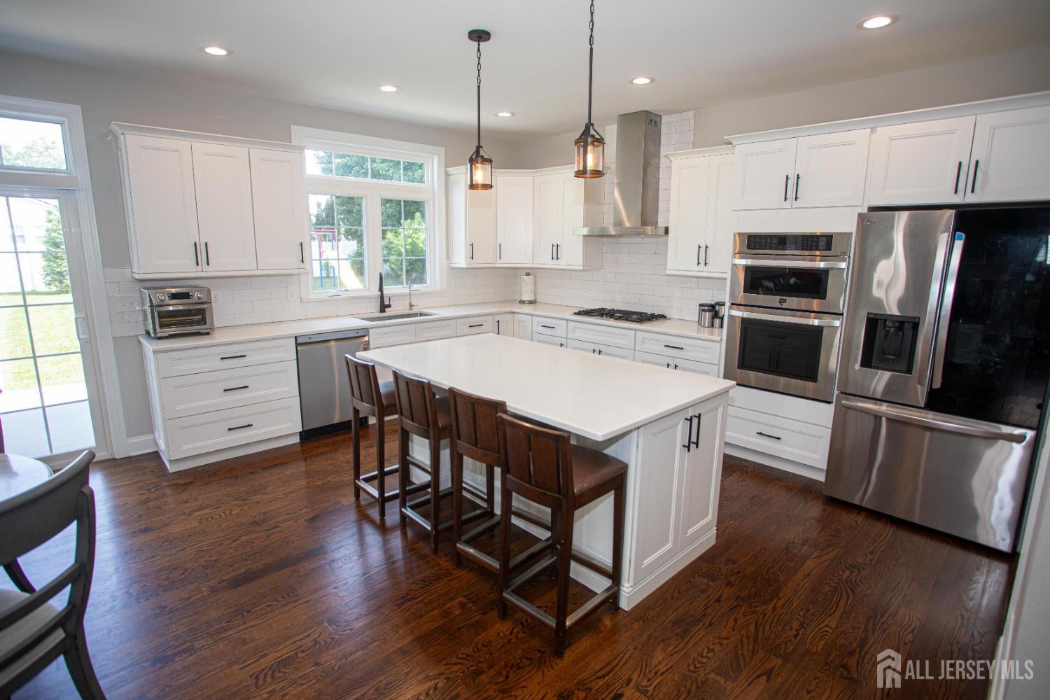 East Brunswick, New Jersey, 08816, United States, 5 Bedrooms Bedrooms, ,4 BathroomsBathrooms,Residential,Active,1899930