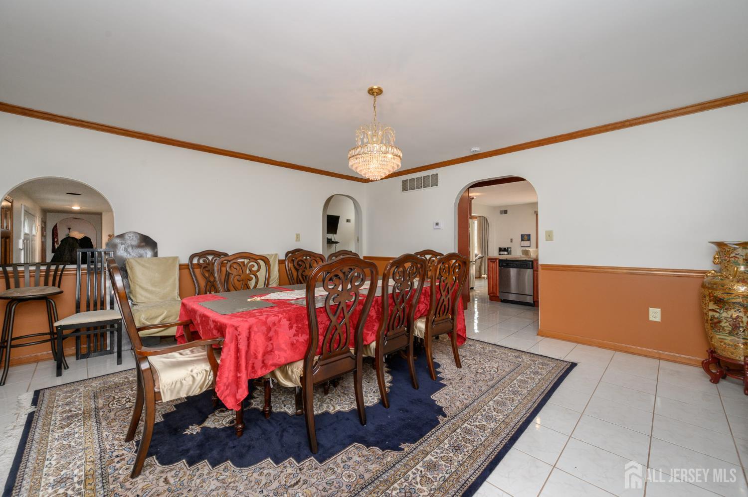 South Brunswick, New Jersey, 08852, United States, 5 Bedrooms Bedrooms, ,6 BathroomsBathrooms,Residential,Active,1987203