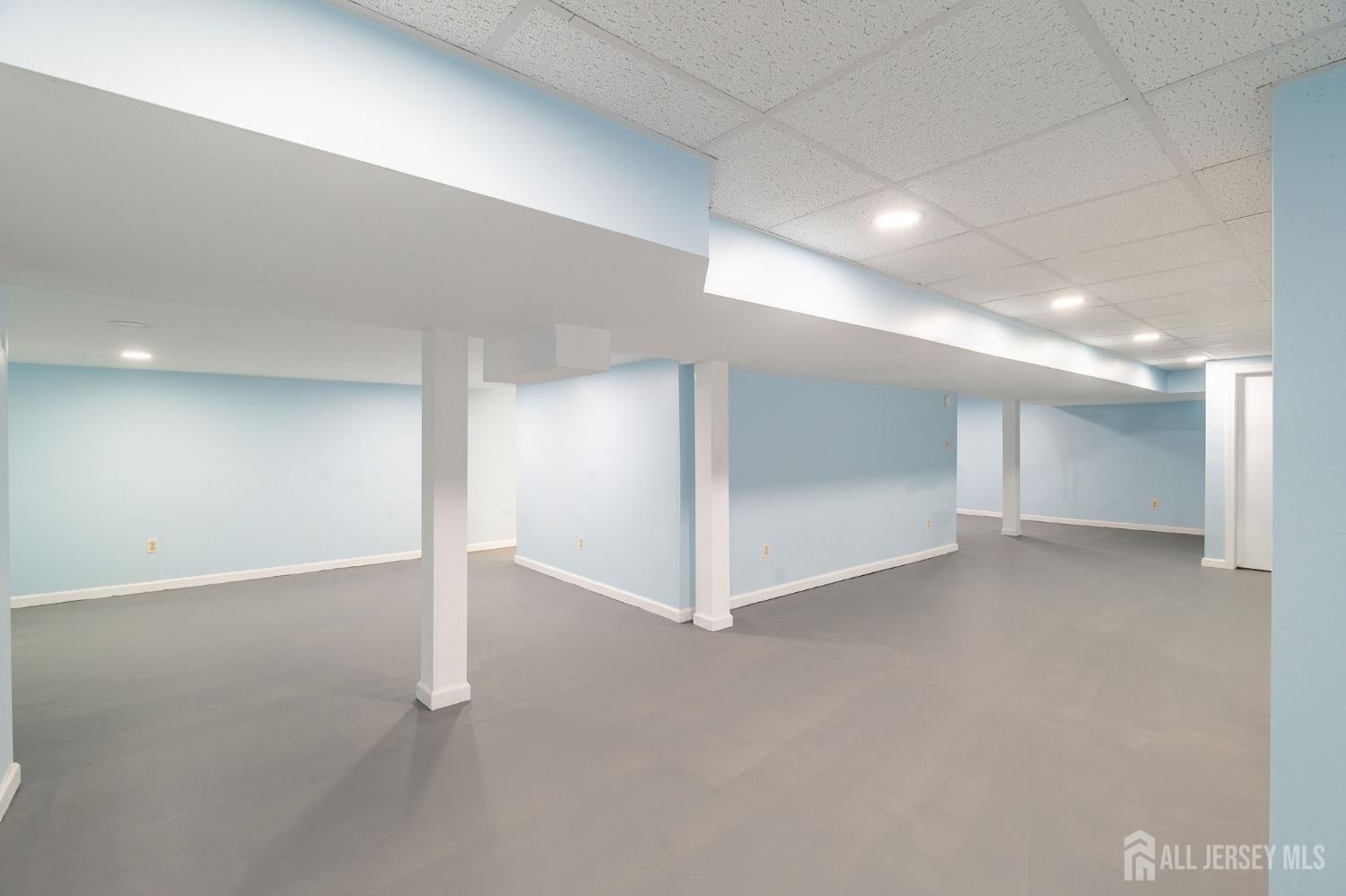 Franklin, New Jersey, 08540, United States, 4 Bedrooms Bedrooms, ,3 BathroomsBathrooms,Residential,Active,1952607