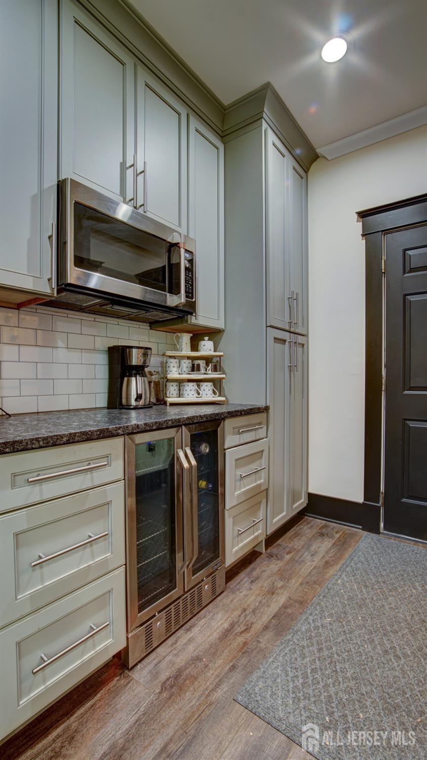 South Brunswick, New Jersey, 08512, United States, 4 Bedrooms Bedrooms, ,4 BathroomsBathrooms,Residential,Active,1929449