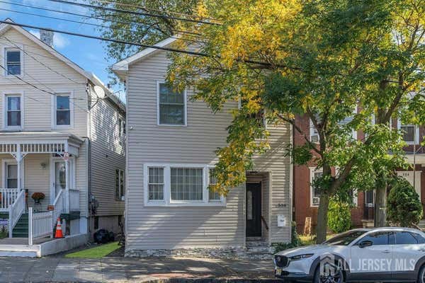 556 AMBOY AVE, PERTH AMBOY, NJ 08861 - Image 1