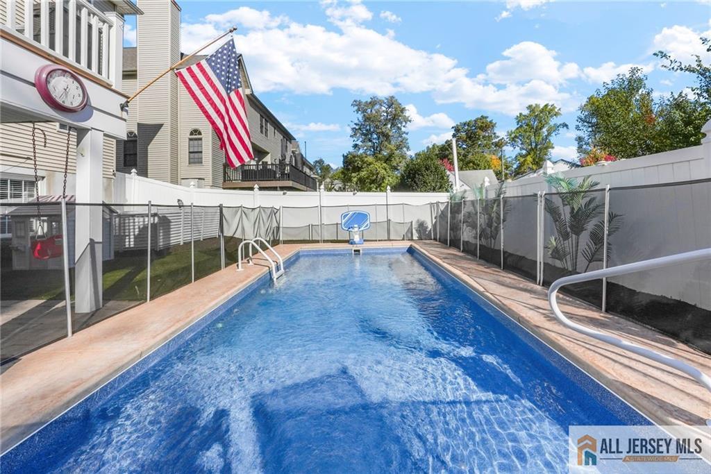 Colonia, New Jersey, 07067, United States, 5 Bedrooms Bedrooms, ,5 BathroomsBathrooms,Residential,Active,2006831