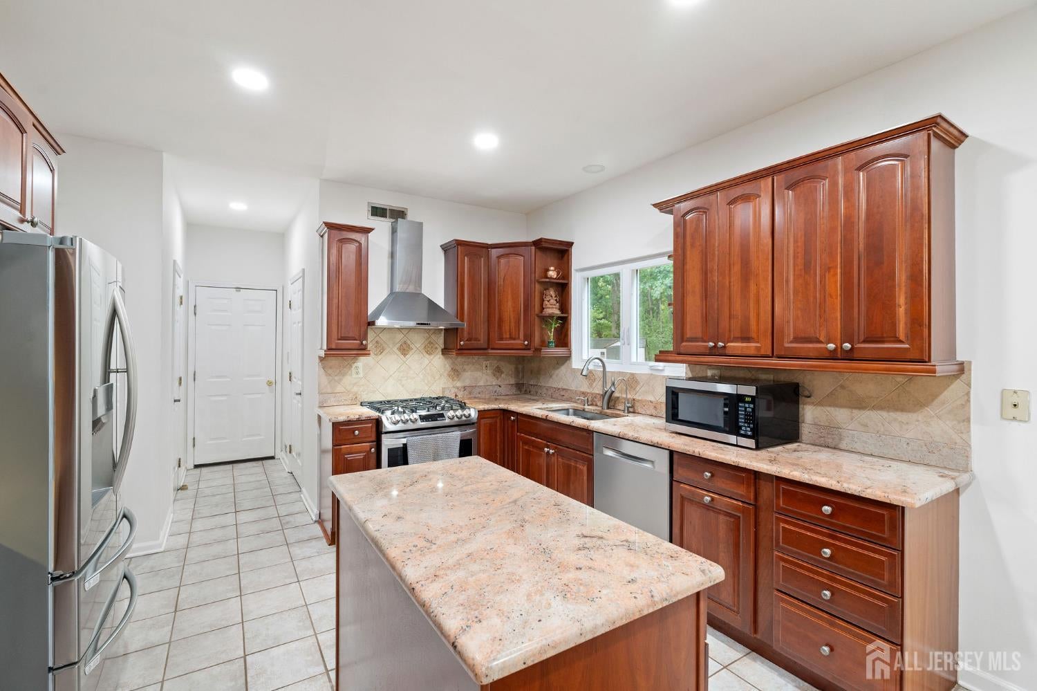 Franklin, New Jersey, 08540, United States, 4 Bedrooms Bedrooms, ,3 BathroomsBathrooms,Residential,Active,1952607