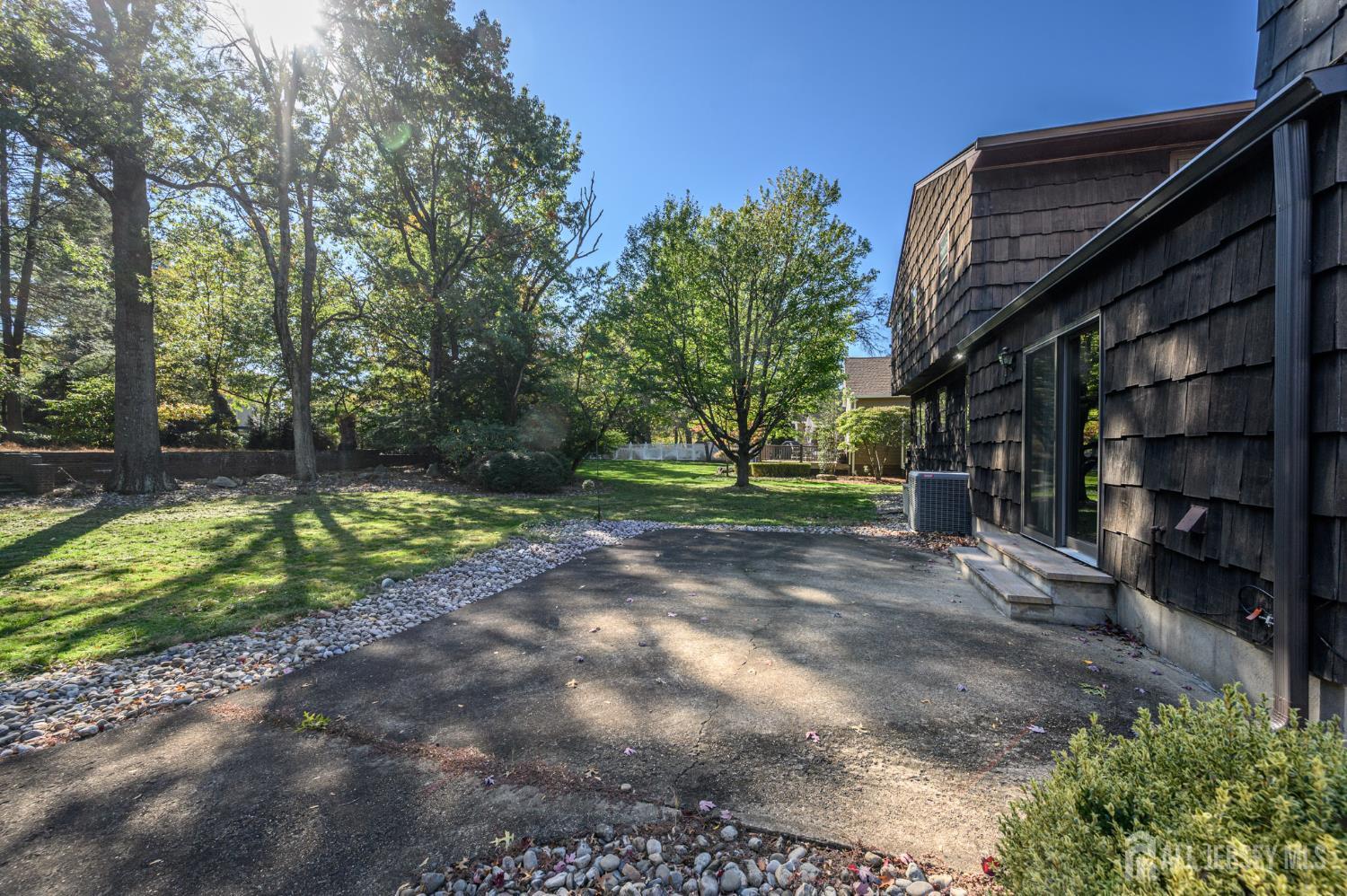 Edison, New Jersey, 08820, United States, 4 Bedrooms Bedrooms, ,3 BathroomsBathrooms,Residential,Active,1969637