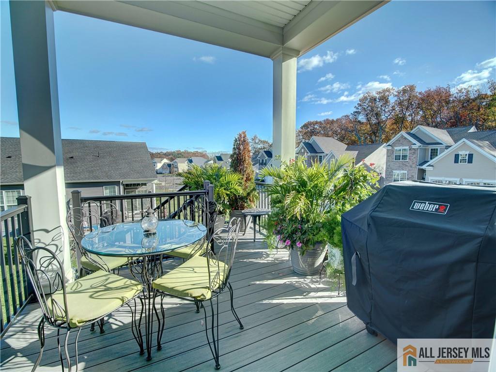 New Jersey, 07712, United States, 4 Bedrooms Bedrooms, ,4 BathroomsBathrooms,Residential,Active,1953685