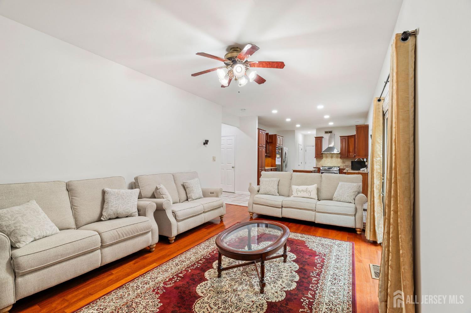 Franklin, New Jersey, 08540, United States, 4 Bedrooms Bedrooms, ,3 BathroomsBathrooms,Residential,Active,1952607