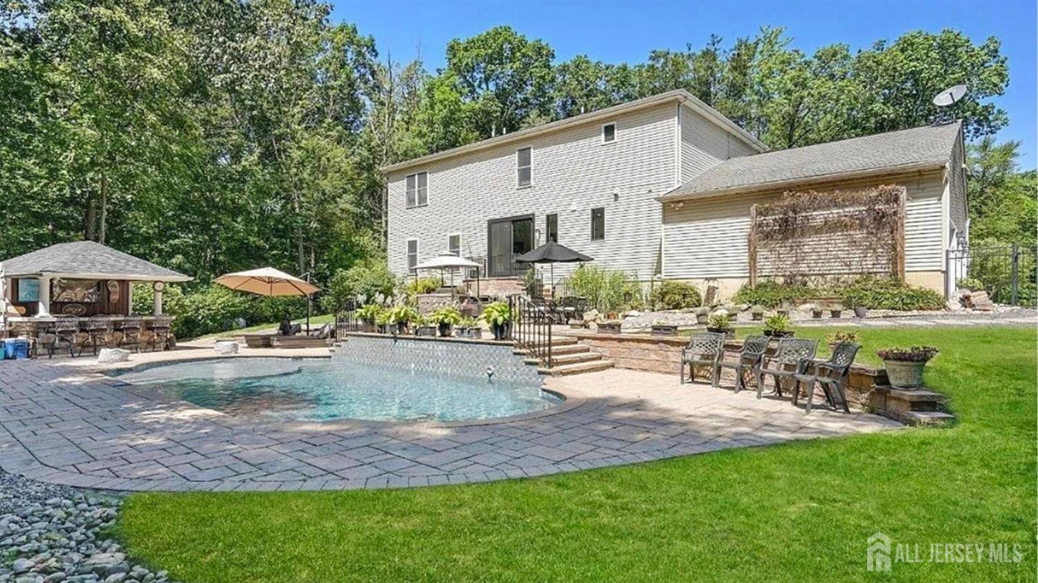 South Brunswick, New Jersey, 08512, United States, 4 Bedrooms Bedrooms, ,4 BathroomsBathrooms,Residential,Active,1929449