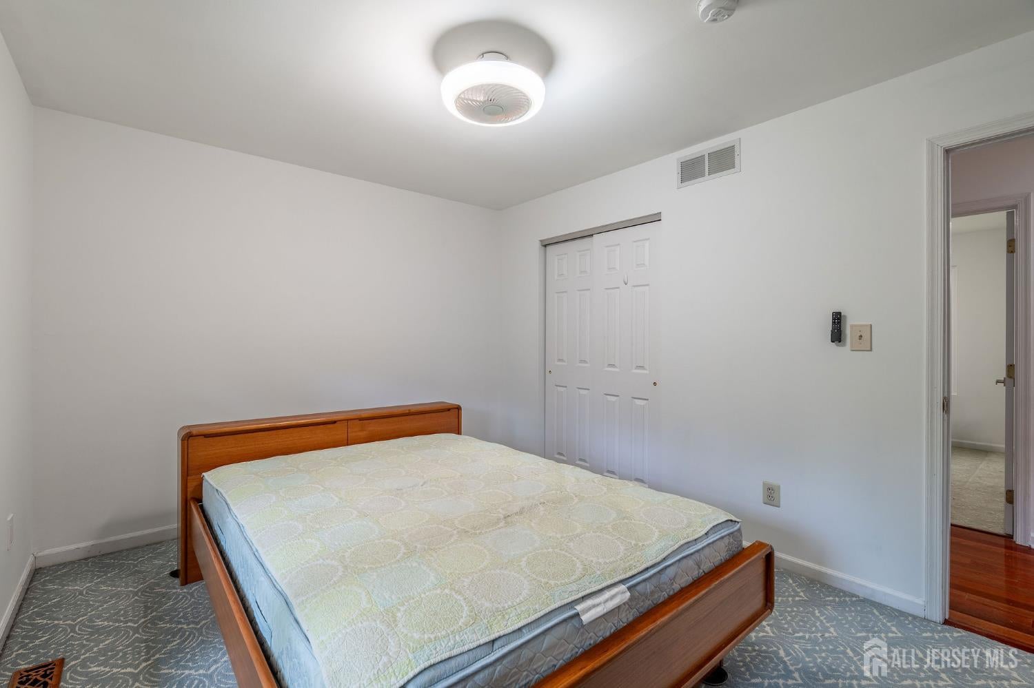 Franklin, New Jersey, 08540, United States, 4 Bedrooms Bedrooms, ,3 BathroomsBathrooms,Residential,Active,1952607