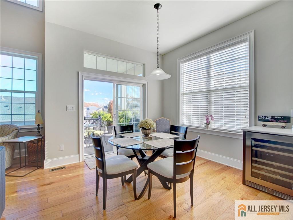 New Jersey, 07712, United States, 4 Bedrooms Bedrooms, ,4 BathroomsBathrooms,Residential,Active,1953685