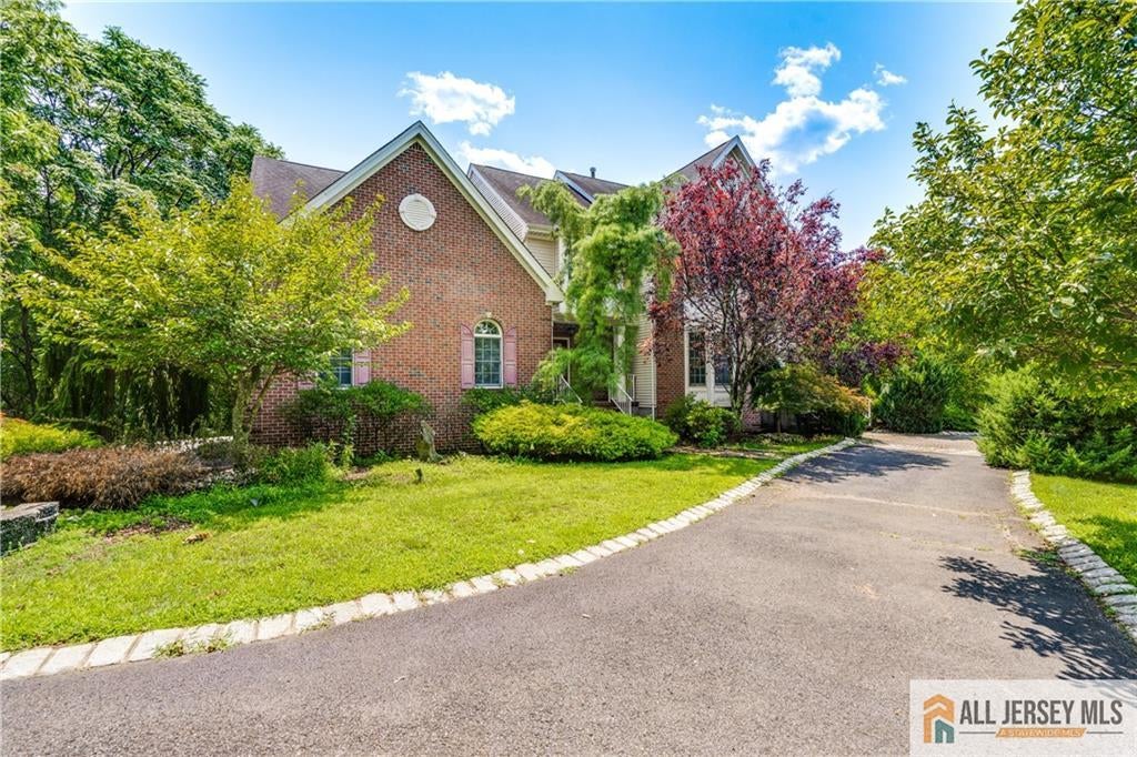 Marlboro, New Jersey, 07746, United States, 5 Bedrooms Bedrooms, ,5 BathroomsBathrooms,Residential,Active,1985594