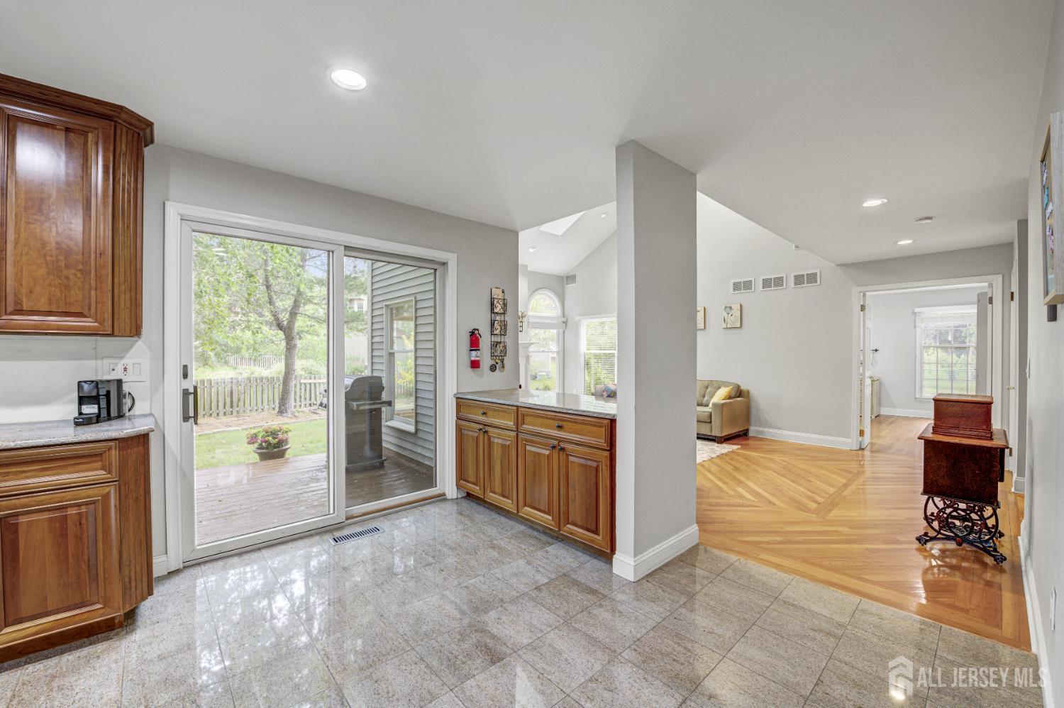 Plainsboro, New Jersey, 08536, United States, 5 Bedrooms Bedrooms, ,3 BathroomsBathrooms,Residential,Contingent,1993625