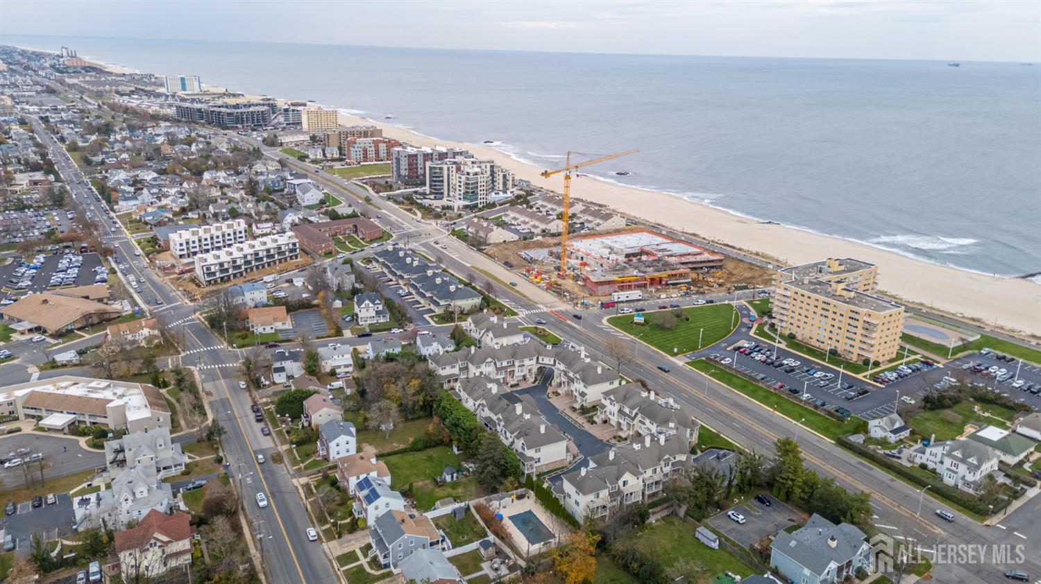 Long Branch, New Jersey, 07740, United States, 3 Bedrooms Bedrooms, ,3 BathroomsBathrooms,Residential,Active,1992269