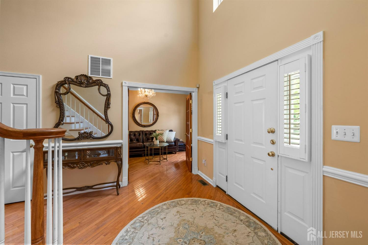 Franklin Twsp, New Jersey, 08540, United States, 4 Bedrooms Bedrooms, ,4 BathroomsBathrooms,Residential,Active,1933722