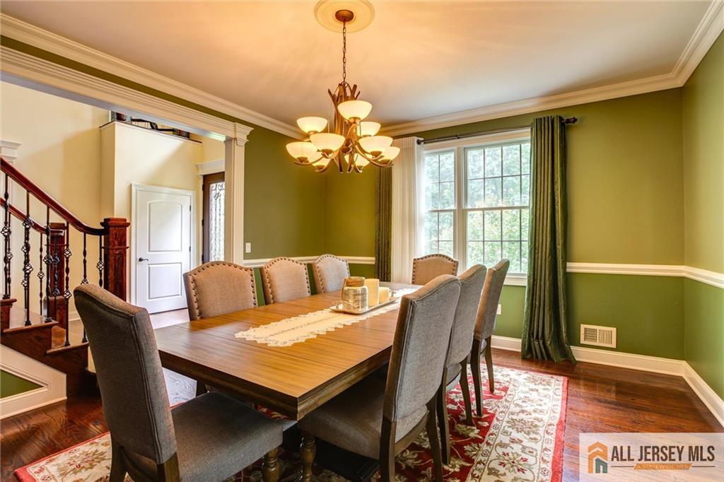 East Brunswick, New Jersey, 08816, United States, 5 Bedrooms Bedrooms, ,4 BathroomsBathrooms,Residential,Active,1953999