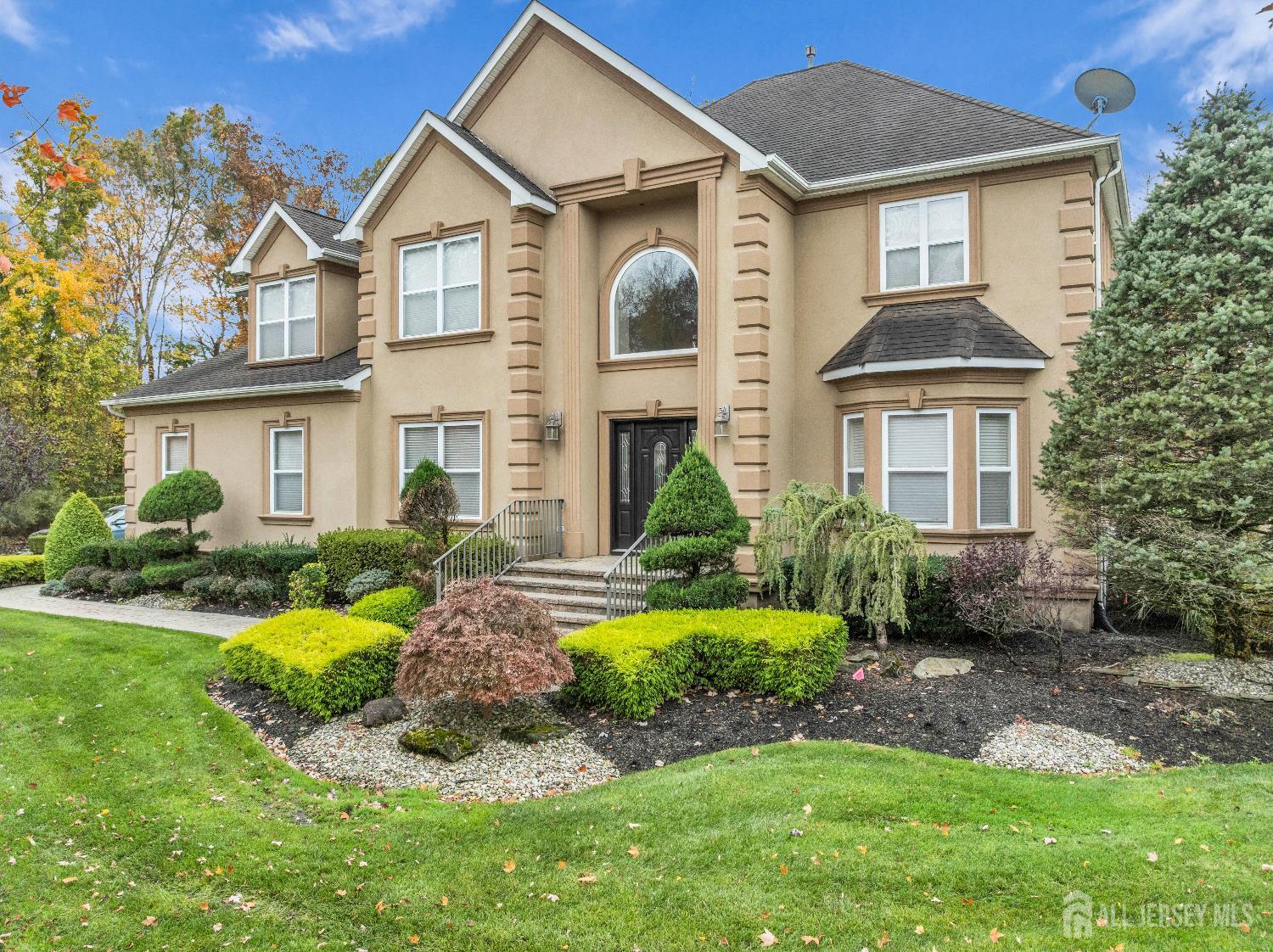 Old Bridge, New Jersey, 08857, United States, 5 Bedrooms Bedrooms, ,4 BathroomsBathrooms,Residential,Contingent,1992313