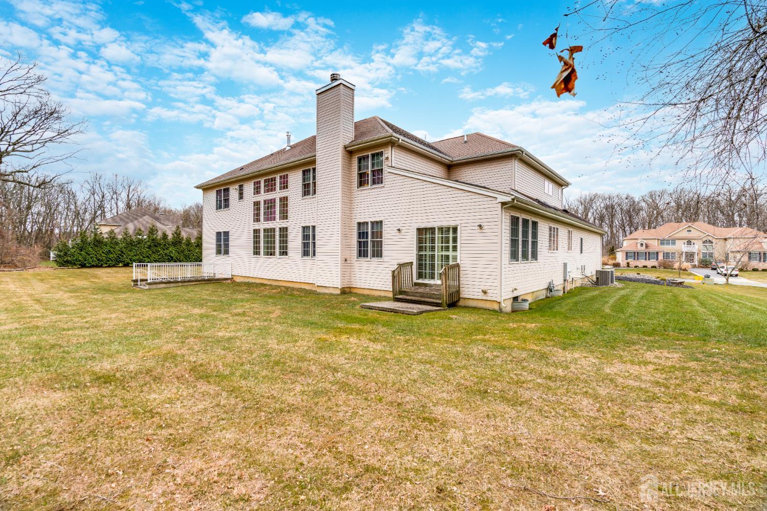 South Brunswick, New Jersey, 08816, United States, 5 Bedrooms Bedrooms, ,5 BathroomsBathrooms,Residential,Active,2009140