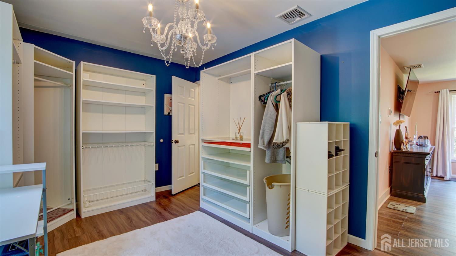 South Brunswick, New Jersey, 08512, United States, 4 Bedrooms Bedrooms, ,4 BathroomsBathrooms,Residential,Active,1929449