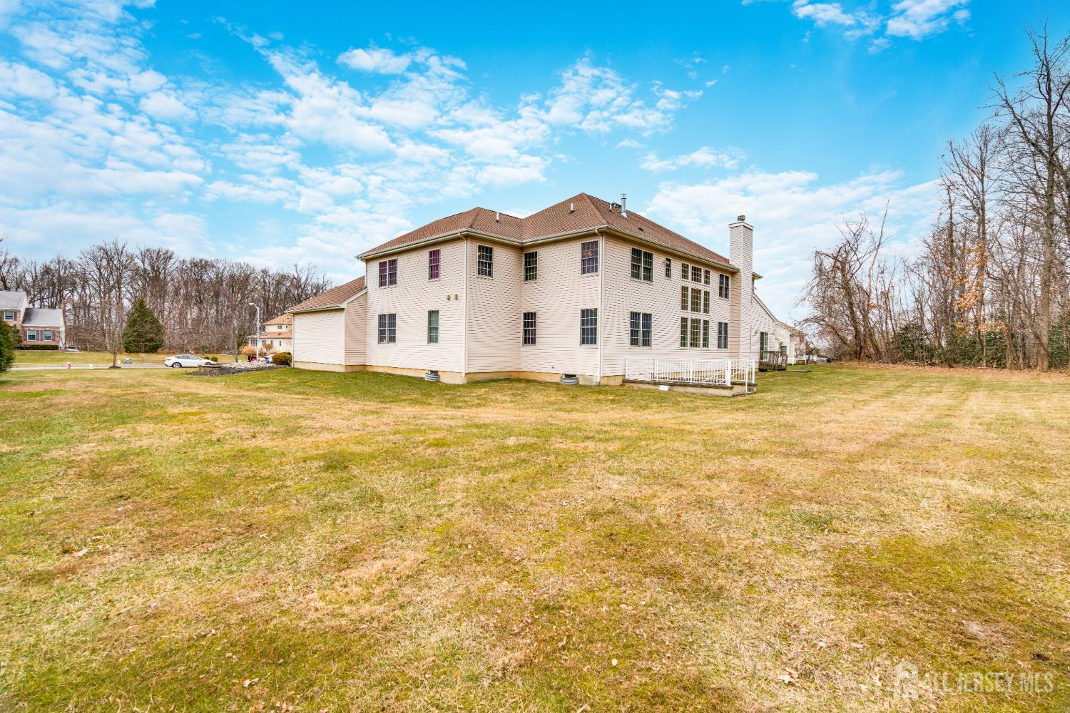 South Brunswick, New Jersey, 08816, United States, 5 Bedrooms Bedrooms, ,5 BathroomsBathrooms,Residential,Active,2009140