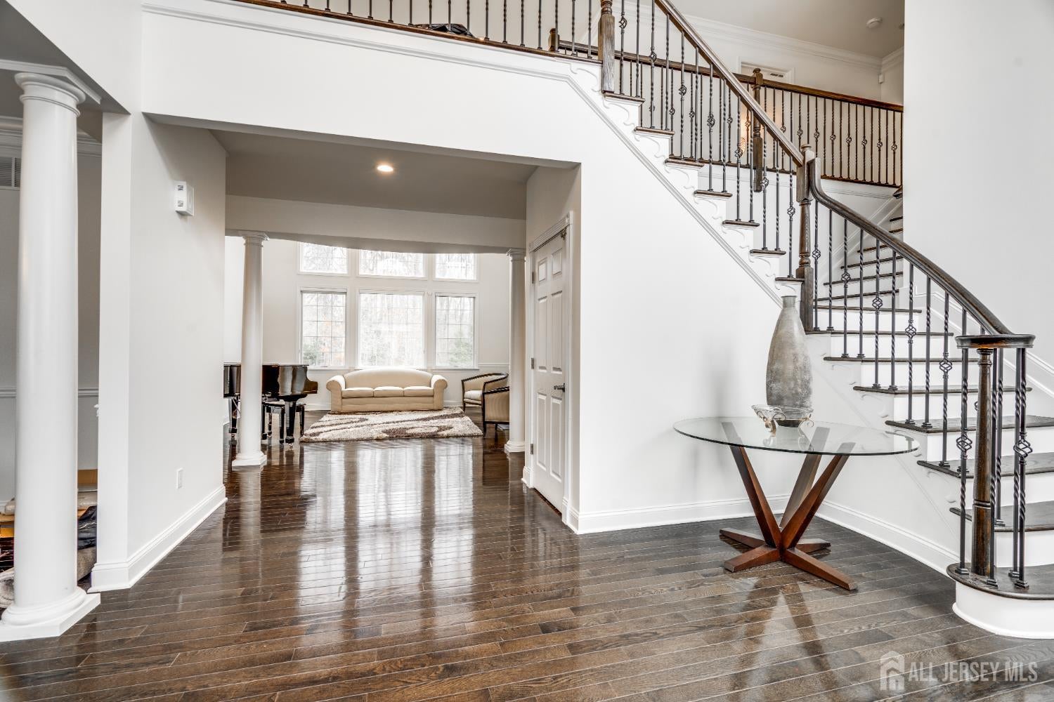 South Brunswick, New Jersey, 08816, United States, 5 Bedrooms Bedrooms, ,5 BathroomsBathrooms,Residential,Active,2009140