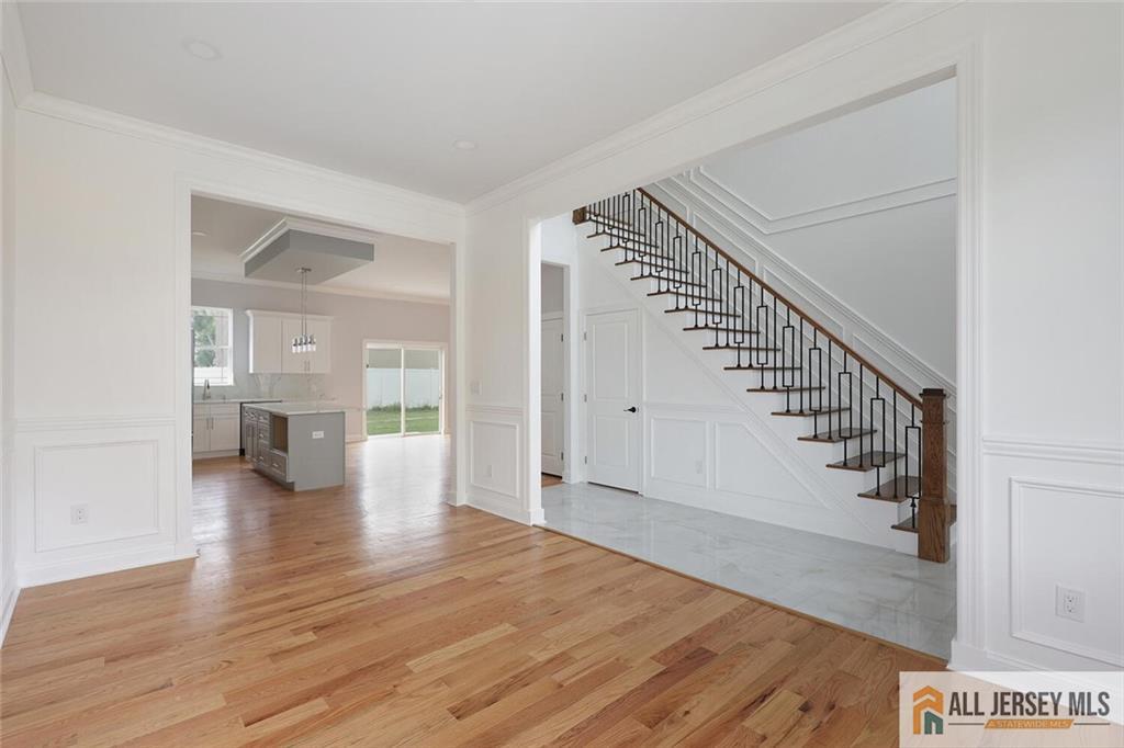 Edison, New Jersey, 08817, United States, 5 Bedrooms Bedrooms, ,4 BathroomsBathrooms,Residential,Active,1914938