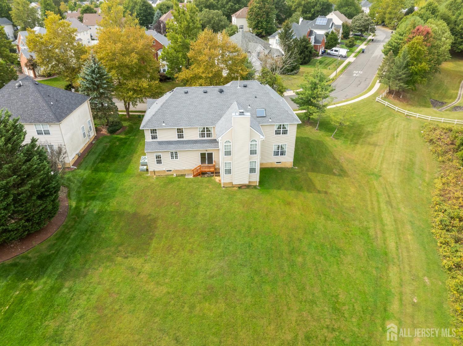 East Brunswick, New Jersey, 08816, United States, 5 Bedrooms Bedrooms, ,3 BathroomsBathrooms,Residential,Active,1953373