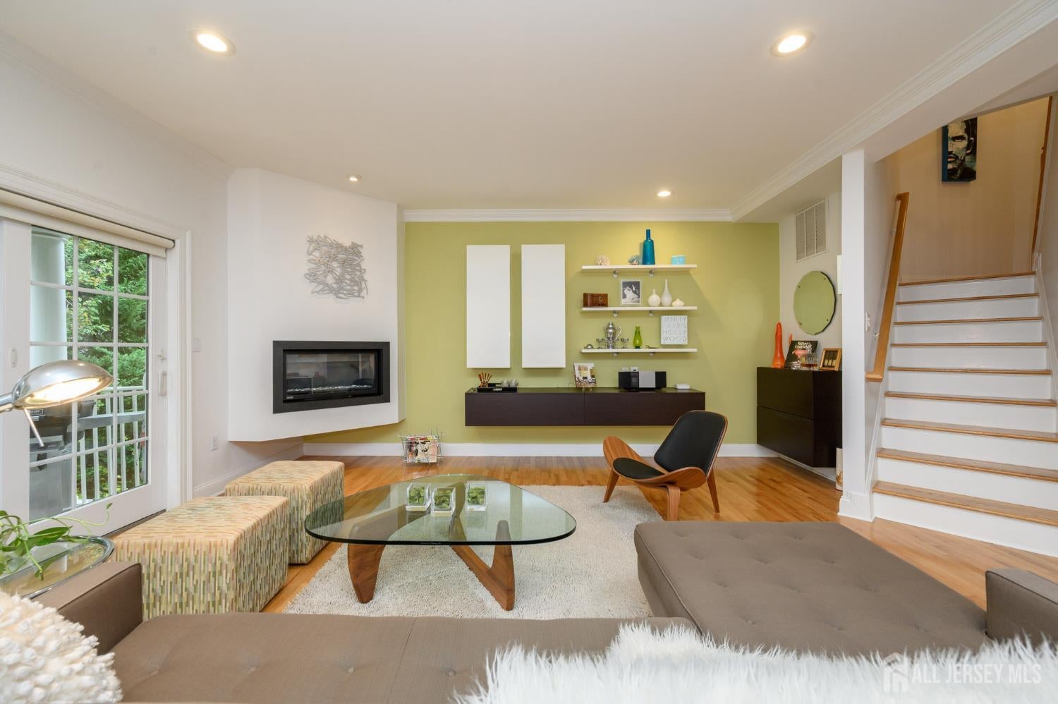 Long Branch, New Jersey, 07740, United States, 3 Bedrooms Bedrooms, ,3 BathroomsBathrooms,Residential,Active,1992269