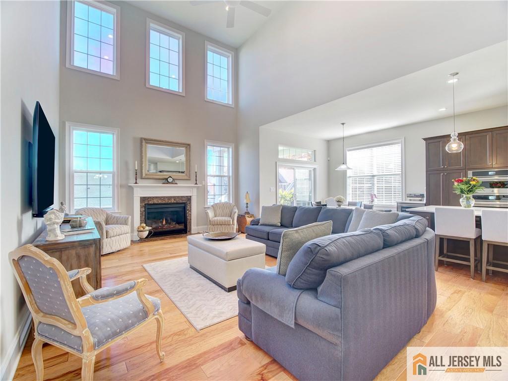 New Jersey, 07712, United States, 4 Bedrooms Bedrooms, ,4 BathroomsBathrooms,Residential,Active,1953685