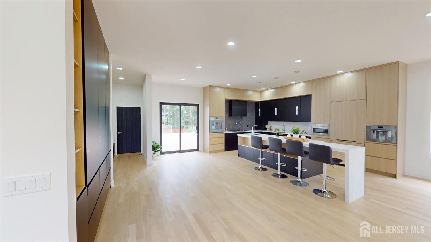 Marlboro, New Jersey, 07746, United States, 5 Bedrooms Bedrooms, ,5 BathroomsBathrooms,Residential,Active,2001343