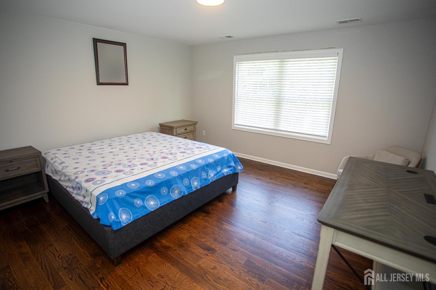 East Brunswick, New Jersey, 08816, United States, 5 Bedrooms Bedrooms, ,4 BathroomsBathrooms,Residential,Active,1899930