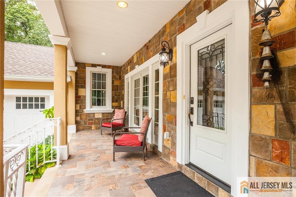 East Brunswick, New Jersey, 08816, United States, 5 Bedrooms Bedrooms, ,4 BathroomsBathrooms,Residential,Active,1953999