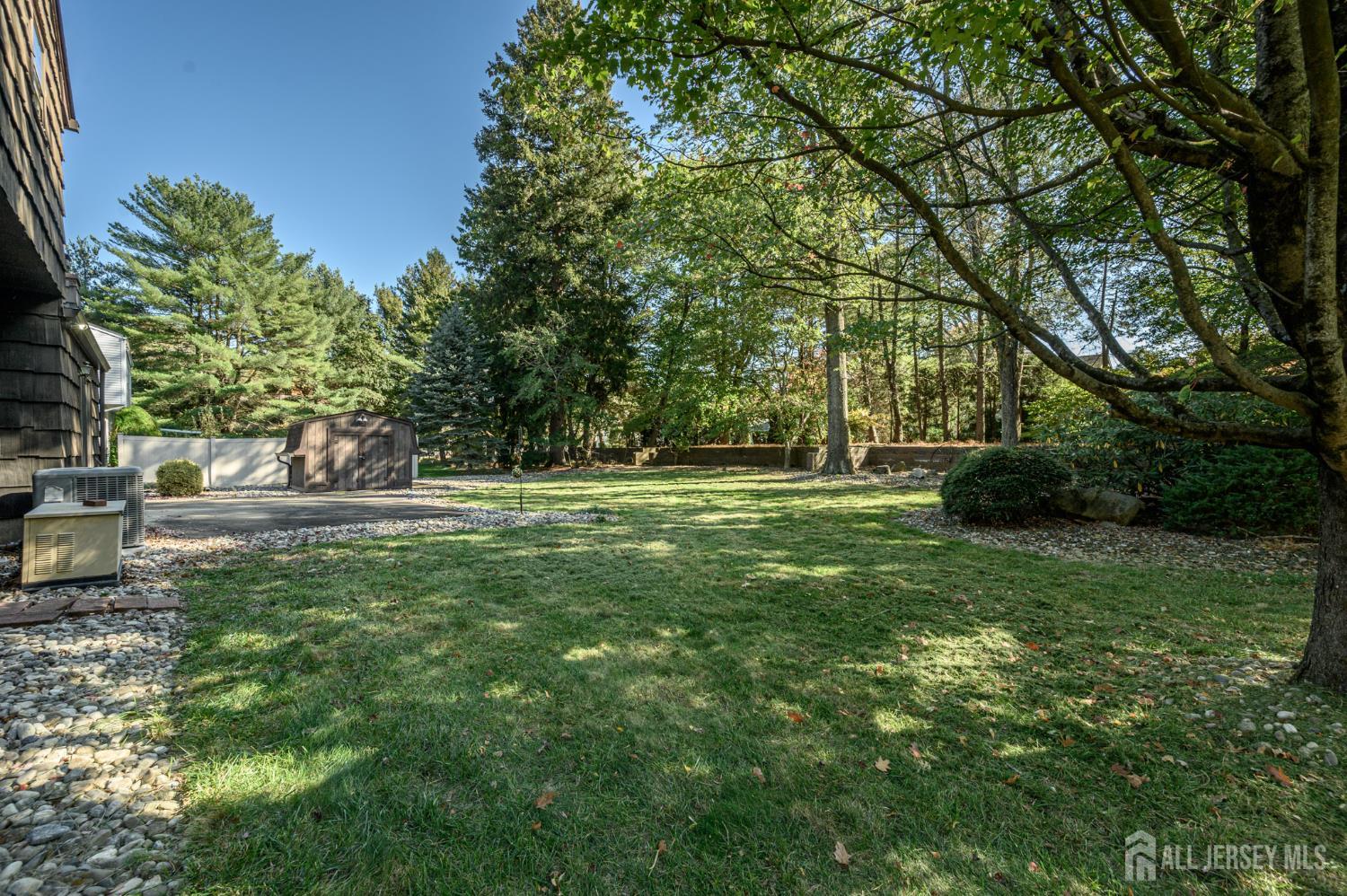 Edison, New Jersey, 08820, United States, 4 Bedrooms Bedrooms, ,3 BathroomsBathrooms,Residential,Active,1969637