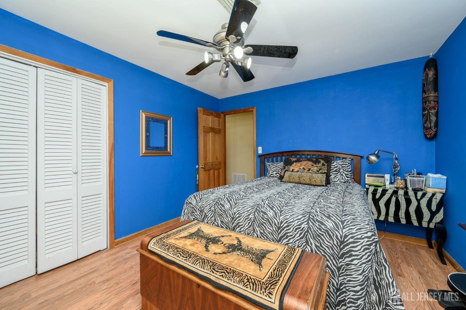 Holmdel, New Jersey, 07733, United States, 4 Bedrooms Bedrooms, ,3 BathroomsBathrooms,Residential,Active,1962178