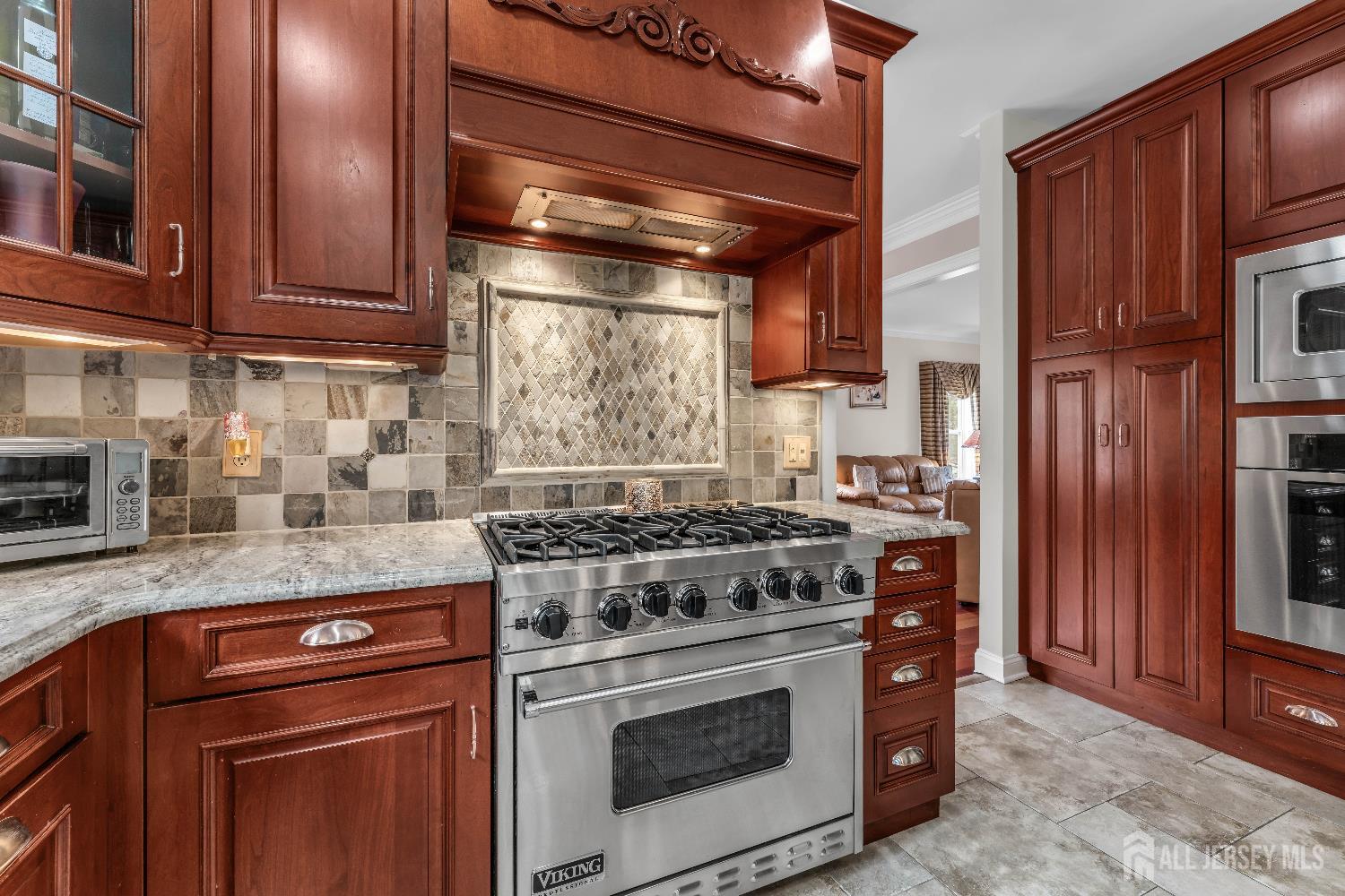 Old Bridge, New Jersey, 08857, United States, 5 Bedrooms Bedrooms, ,4 BathroomsBathrooms,Residential,Contingent,1992313