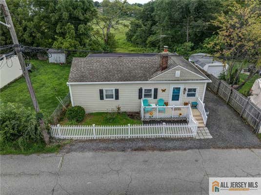 200 HILLCREST AVE, OLD BRIDGE, NJ 08879, photo 2 of 39